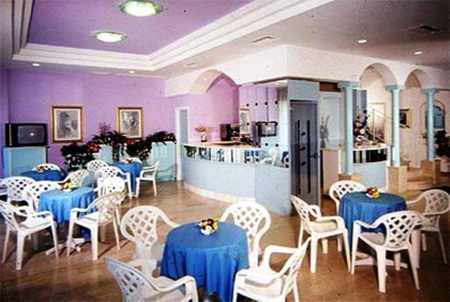 Hotel Bellavista-Olympic Rimini Bagian luar foto