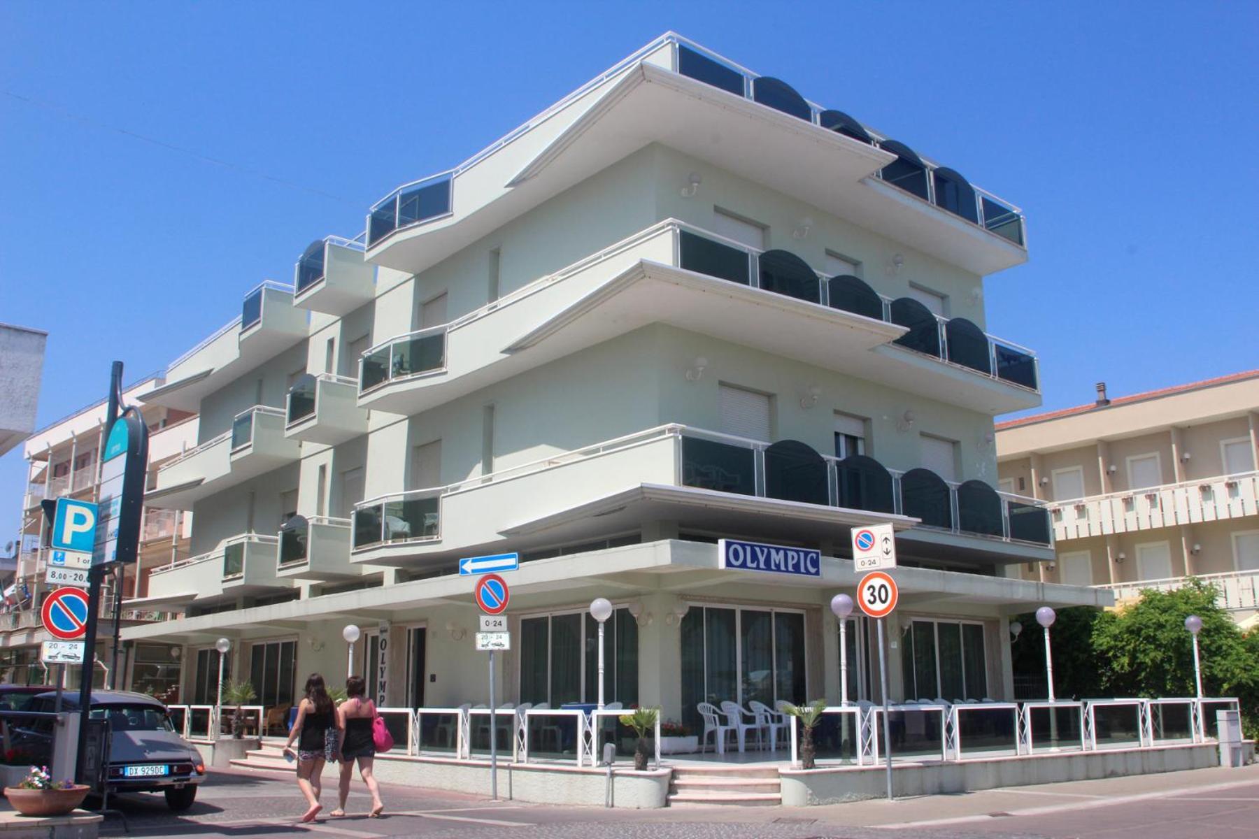 Hotel Bellavista-Olympic Rimini Bagian luar foto